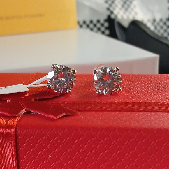 Moissanite Jewelry - Certified 2ct Moissanite 925 Sterling Silver Stud Earrings